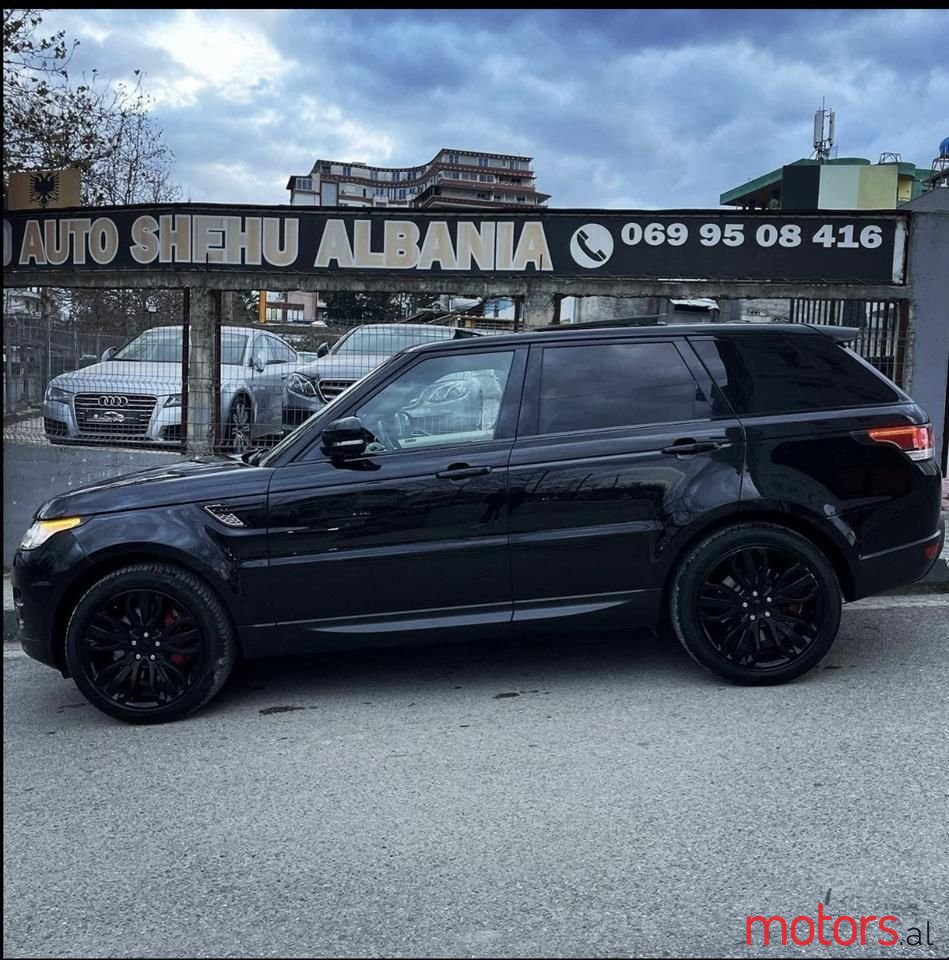 2015' Land Rover Range Rover Sport photo #4