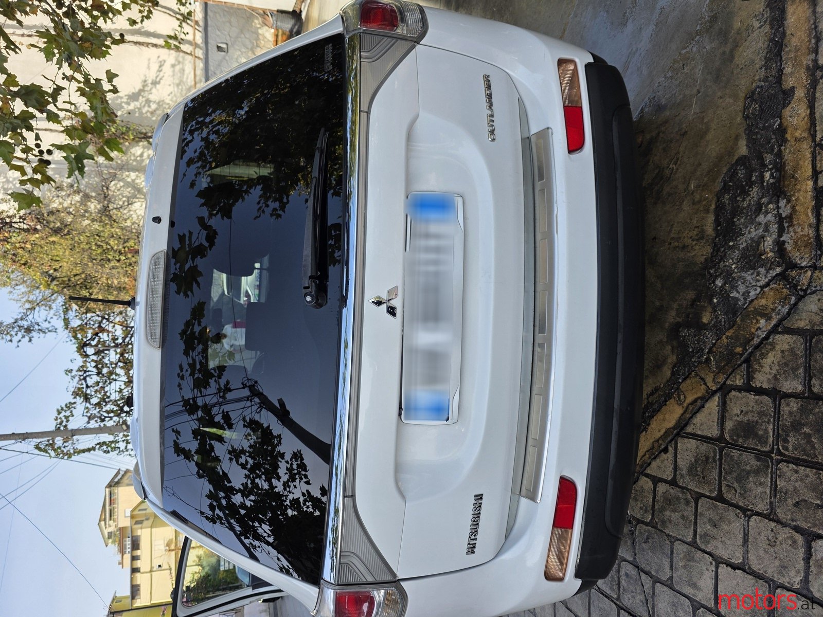 2014' Mitsubishi Outlander photo #3