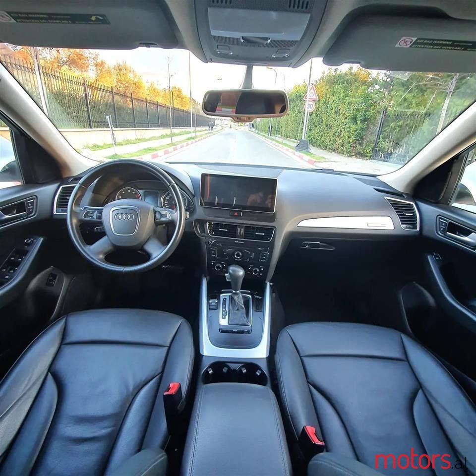 2012' Audi Q5 photo #4