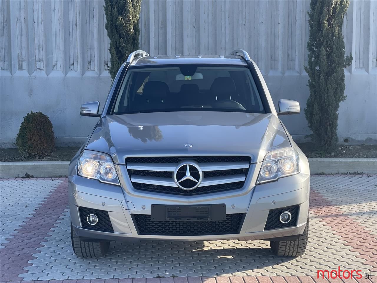 2010' Mercedes-Benz GLK 250 photo #5