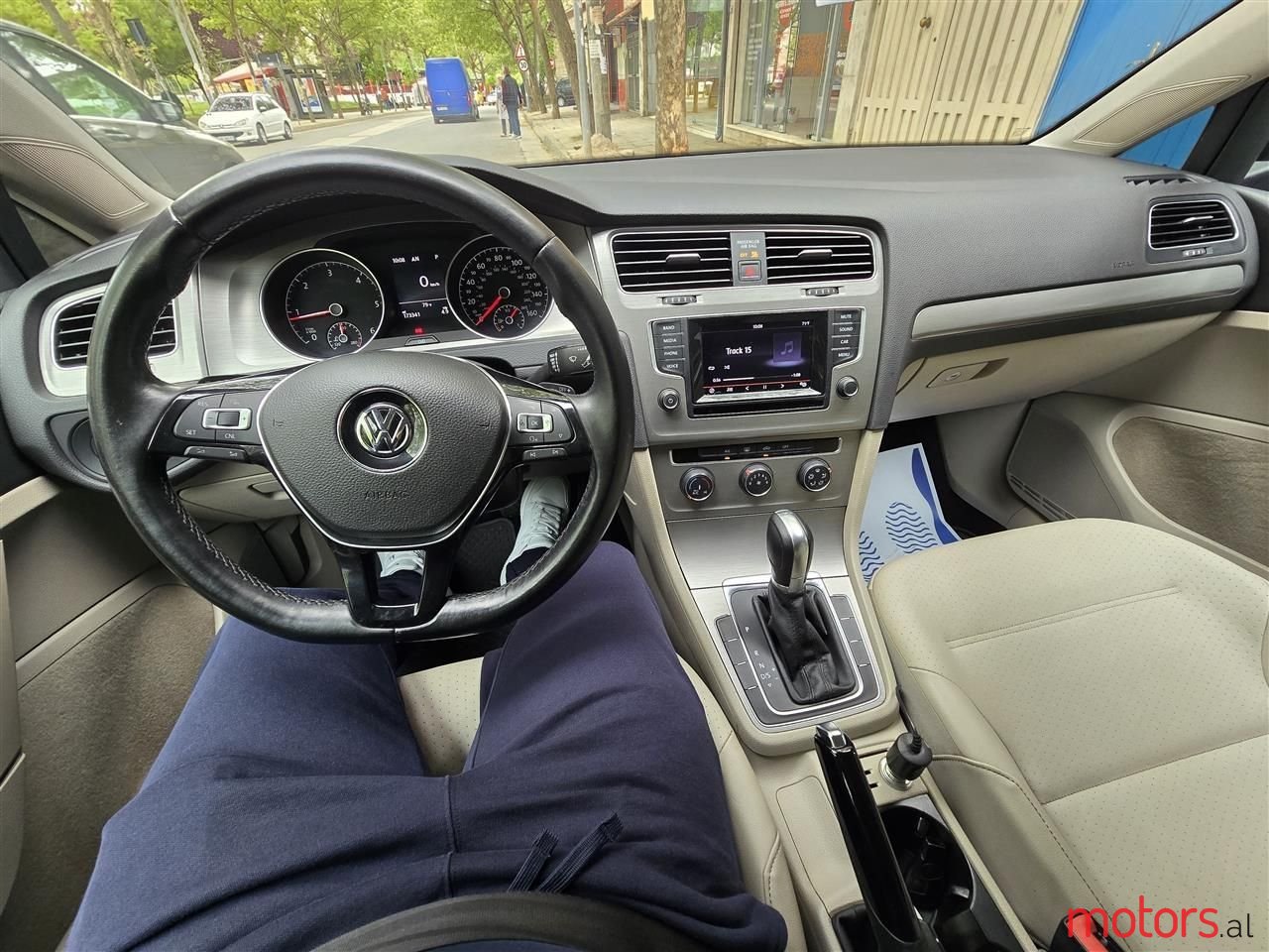 2015' Volkswagen Golf photo #5