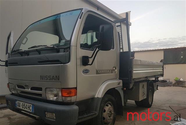 2000' Nissan Cabstar photo #1