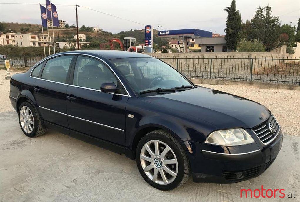 2003' Volkswagen Passat photo #2