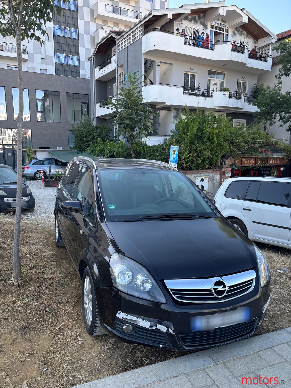 2009' Opel Zafira photo #2