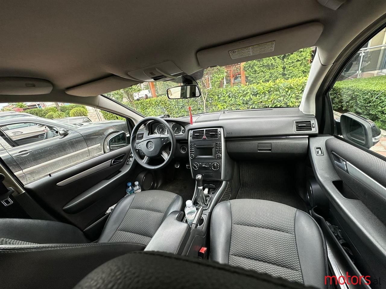 2009' Mercedes-Benz B 200 photo #5