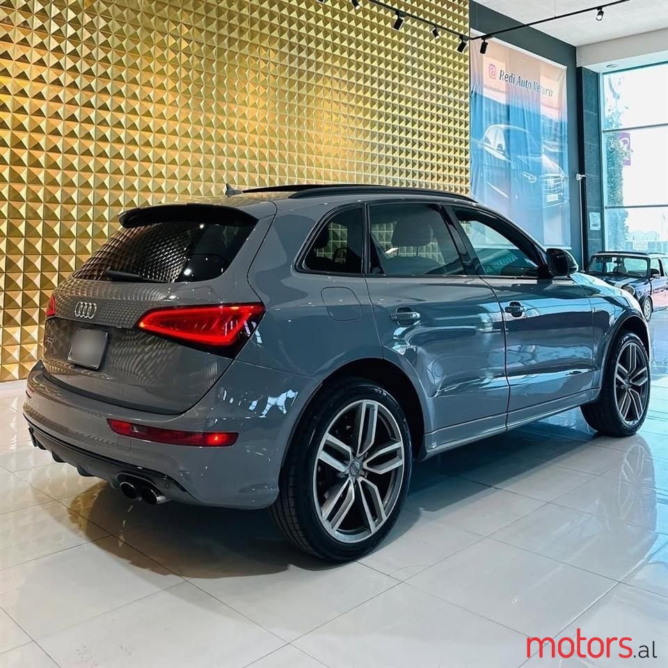 2015' Audi SQ5 photo #2