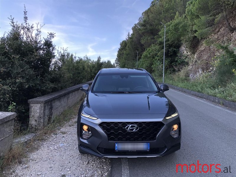 2018' Hyundai Santa Fe photo #6