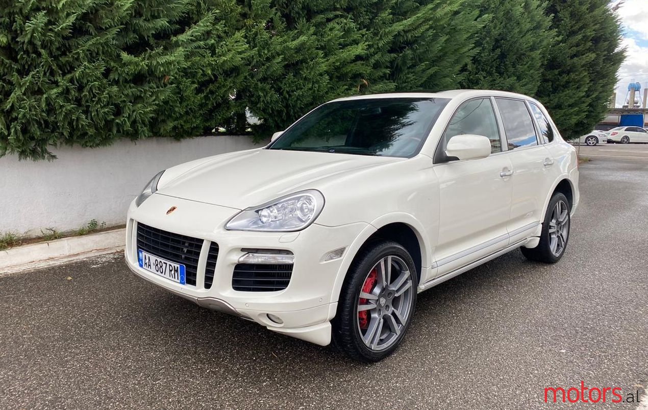 2008' Porsche Cayenne photo #1