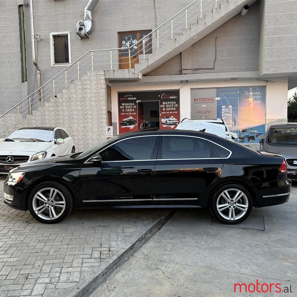 2014' Volkswagen Passat photo #5