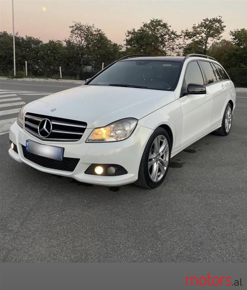 2013' Mercedes-Benz C 200 photo #4