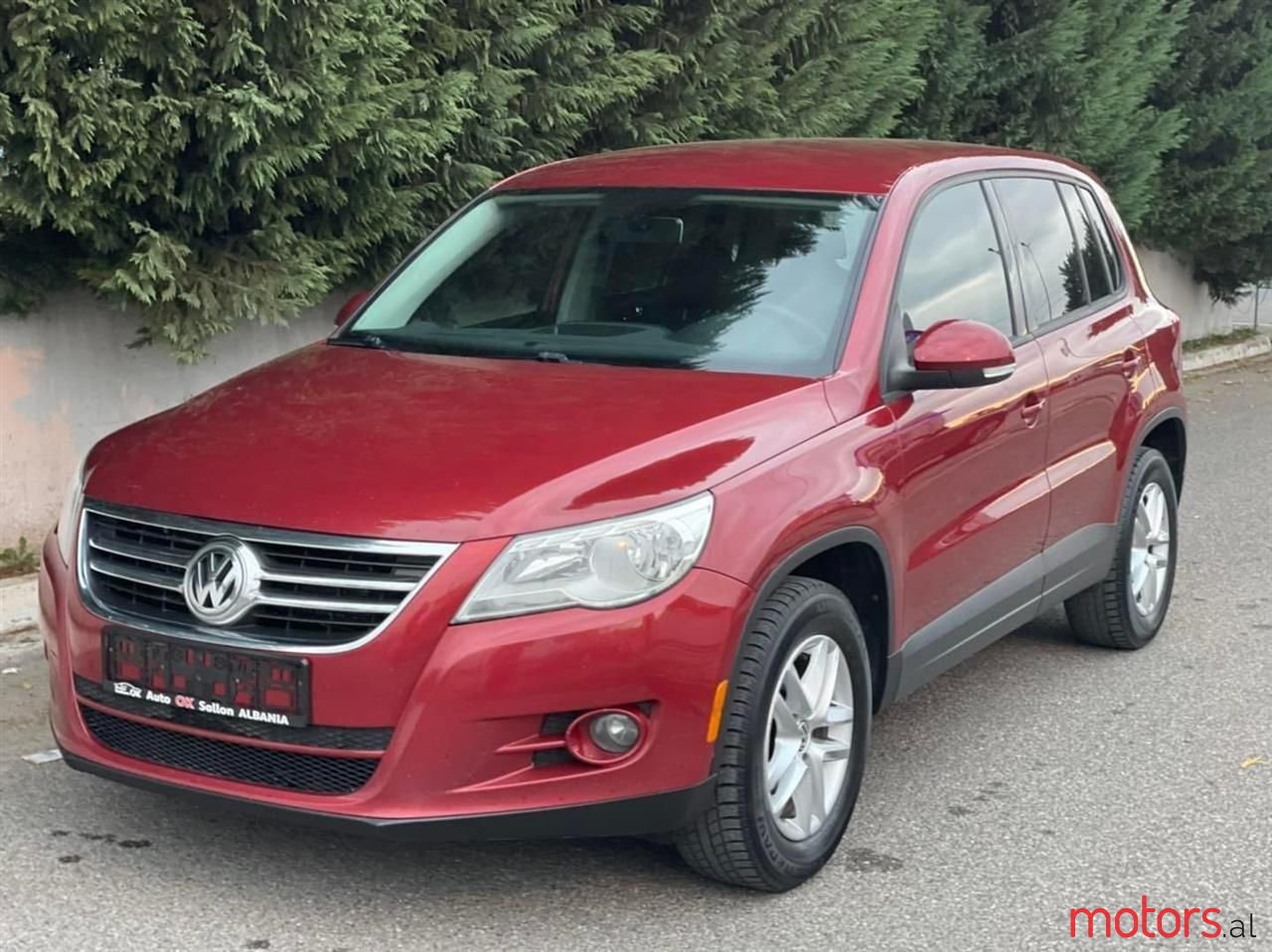 2009' Volkswagen Tiguan photo #3