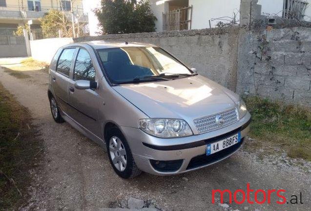 2004' Fiat Punto photo #1