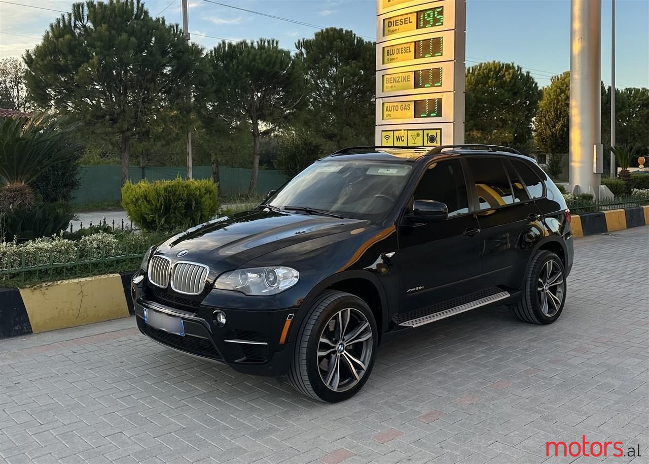 2012' BMW X5 M photo #1