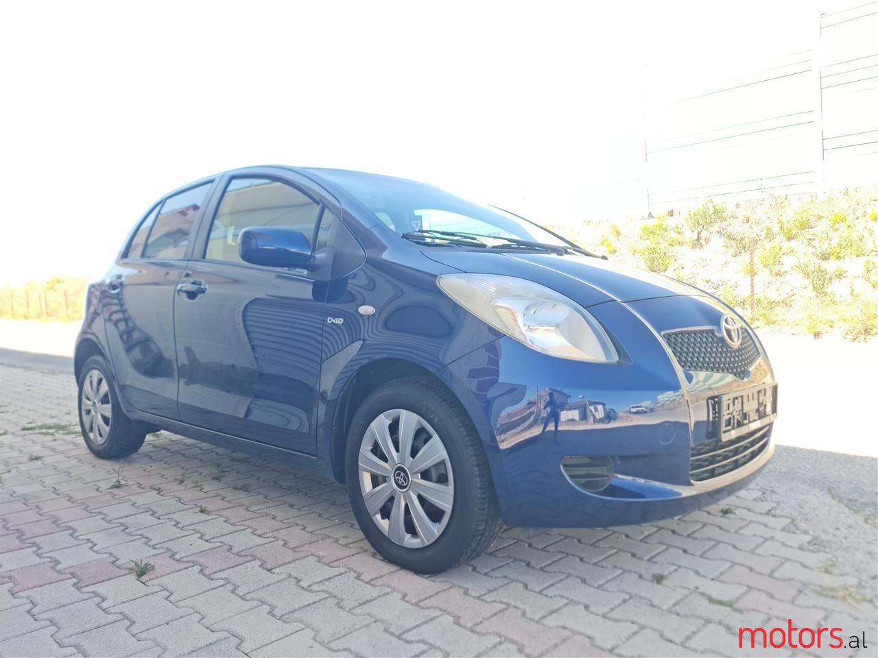 2006' Toyota Yaris photo #2