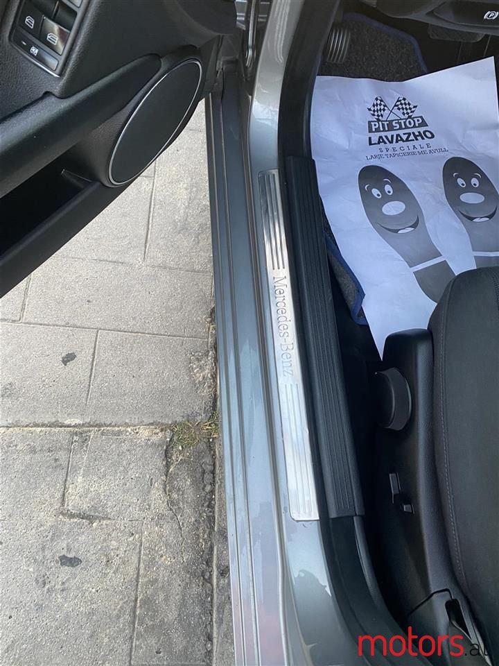 2010' Mercedes-Benz C 220 photo #2