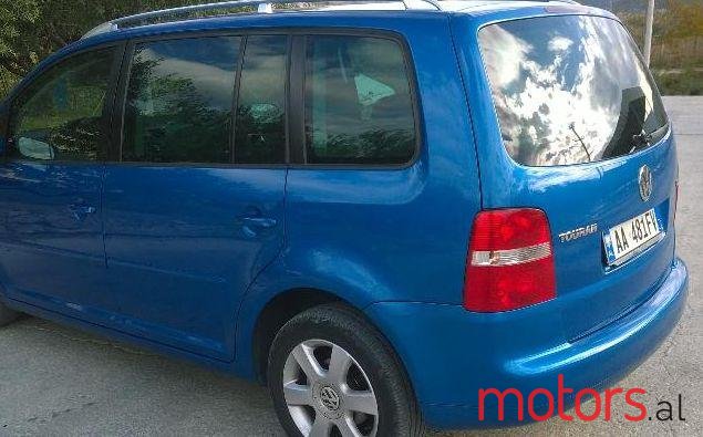 2006' Volkswagen Touran photo #1