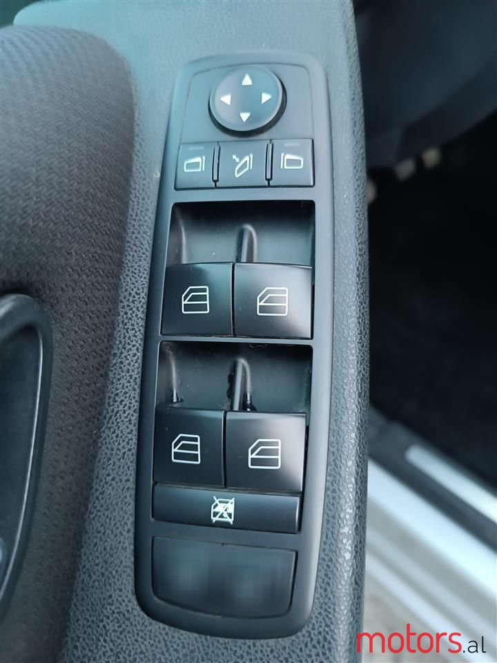 2007' Mercedes-Benz A 150 photo #6