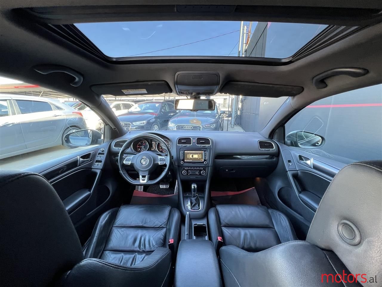 2012' Volkswagen Golf photo #3