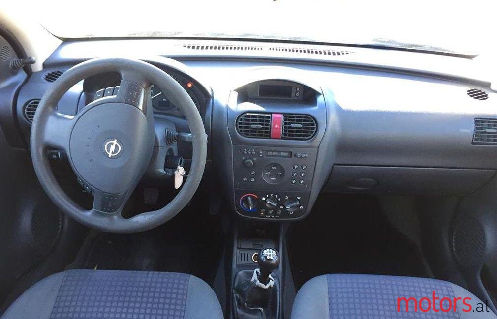 2002' Opel Corsa photo #3