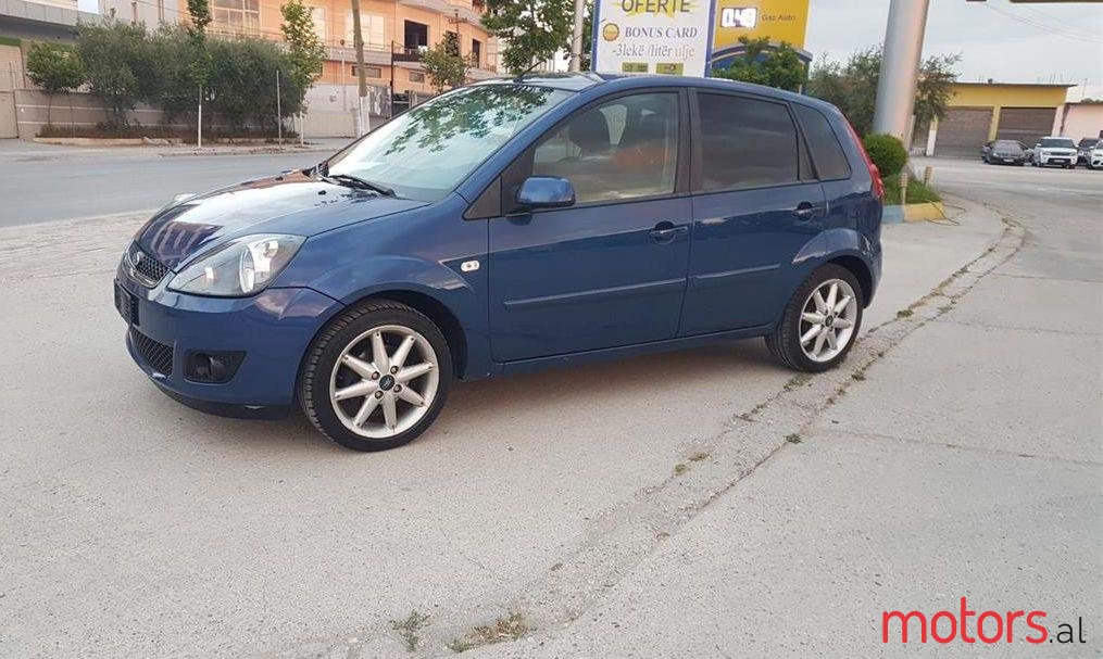 2007' Ford Fiesta photo #1