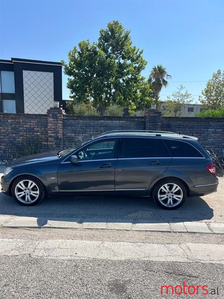 2010' Mercedes-Benz C 220 photo #4