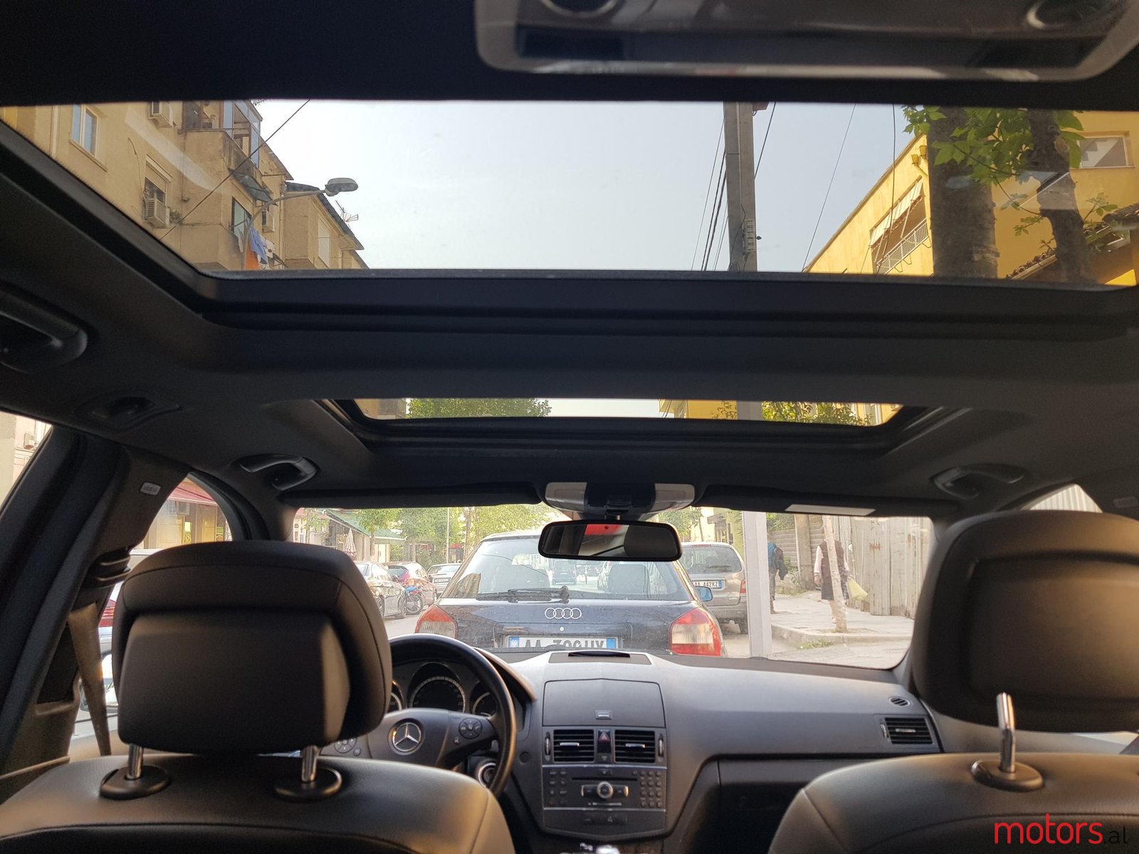 2009' Mercedes-Benz C-Class photo #7