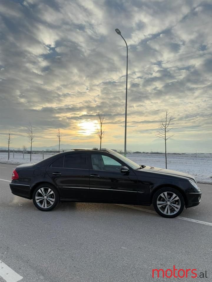 2007' Mercedes-Benz E 200 photo #5