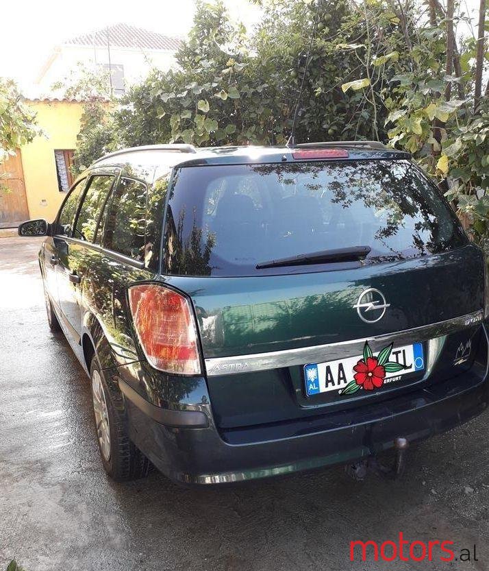 2005' Opel Astra photo #1