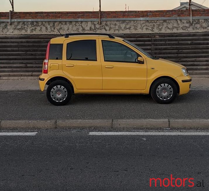 2005' Fiat Panda photo #1