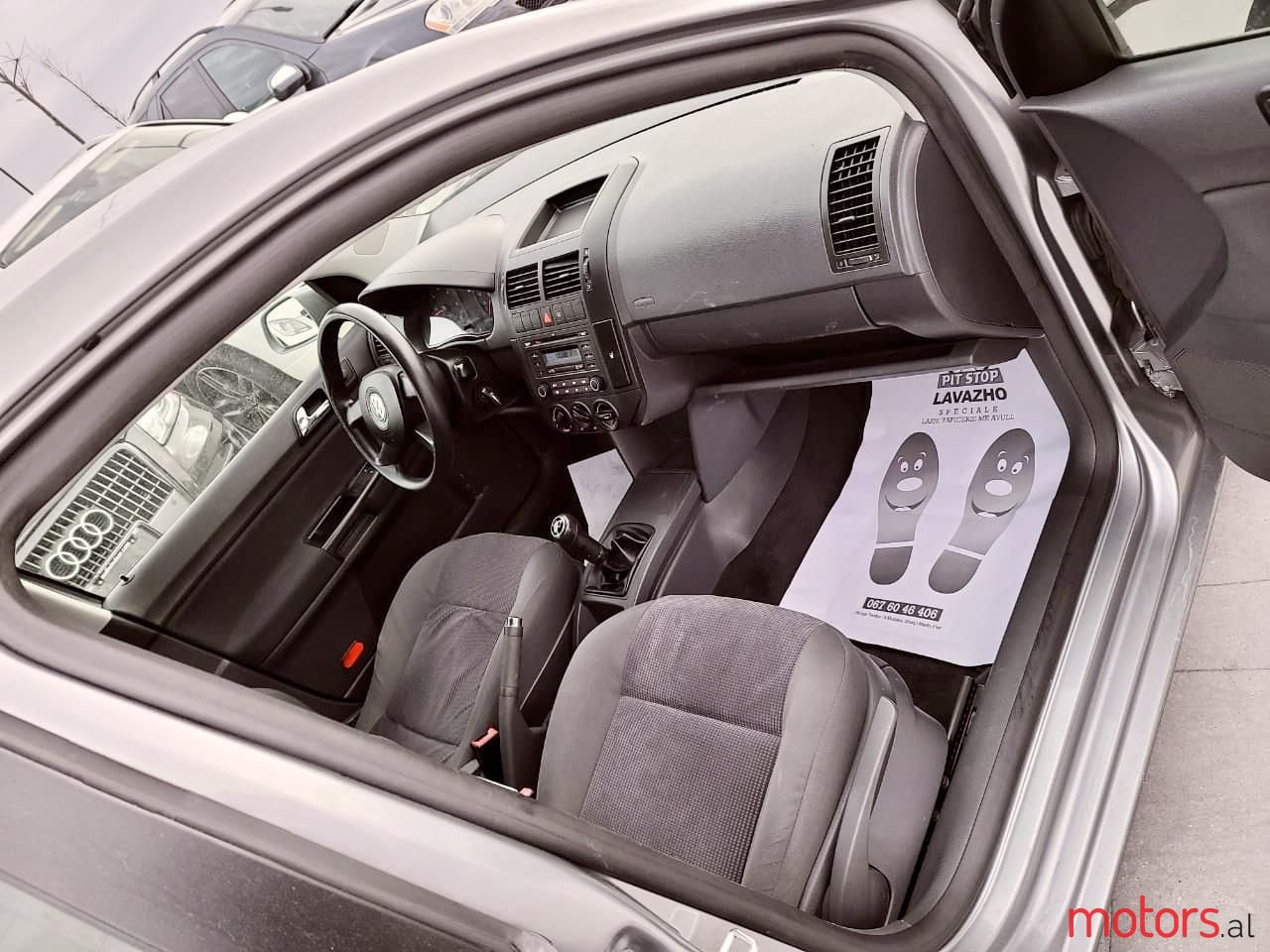 2006' Volkswagen Polo photo #4