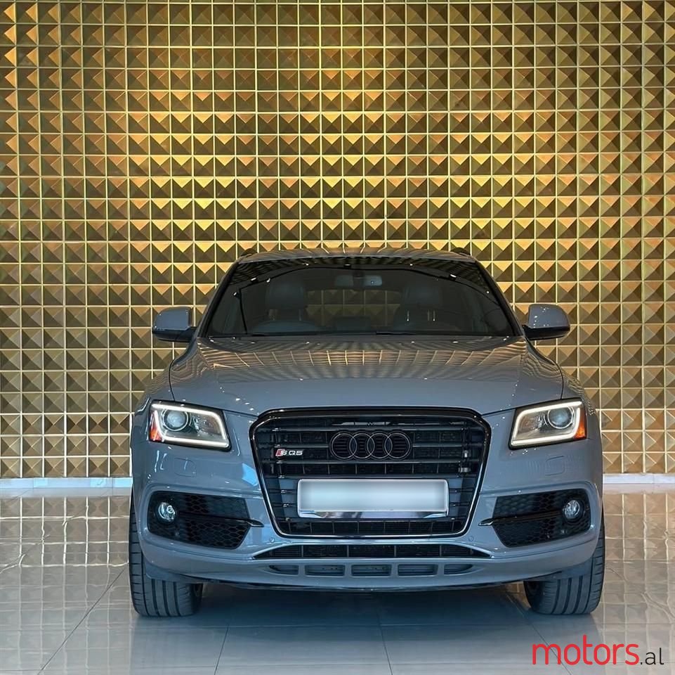 2015' Audi SQ5 photo #4