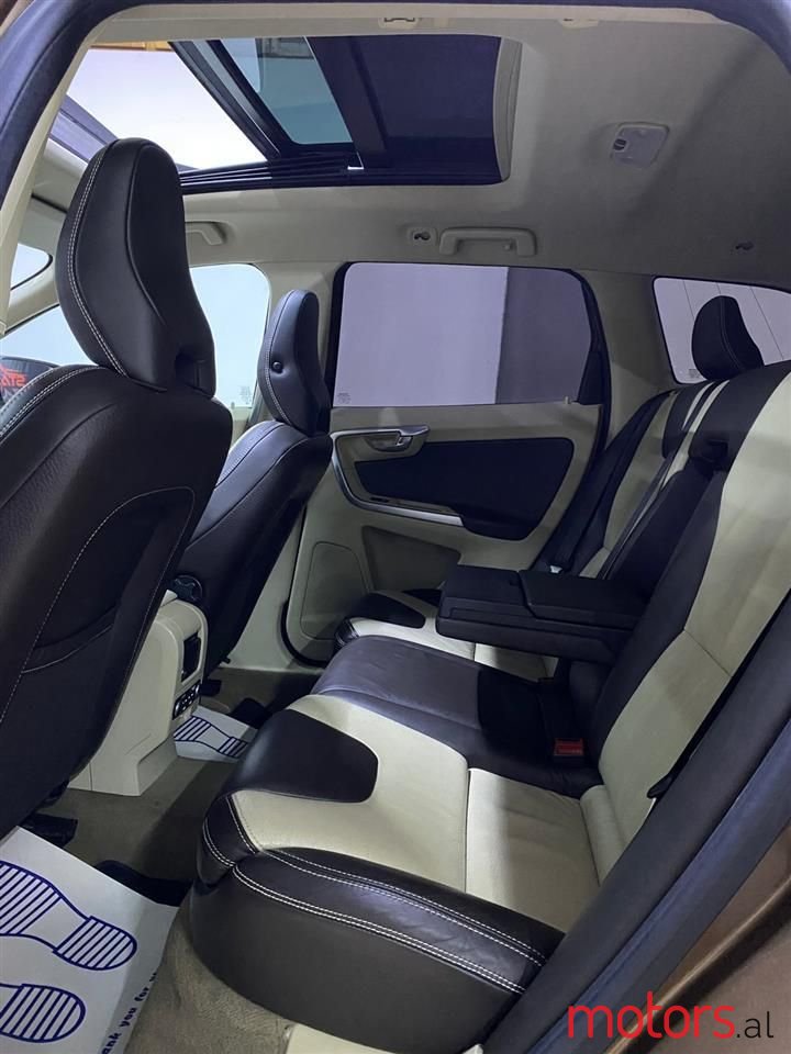 2009' Volvo Xc 60 photo #4