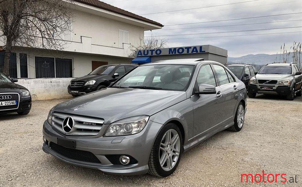 2009' Mercedes-Benz C 300 photo #1