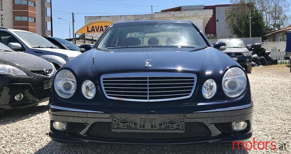 2003' Mercedes-Benz E 270 photo #2