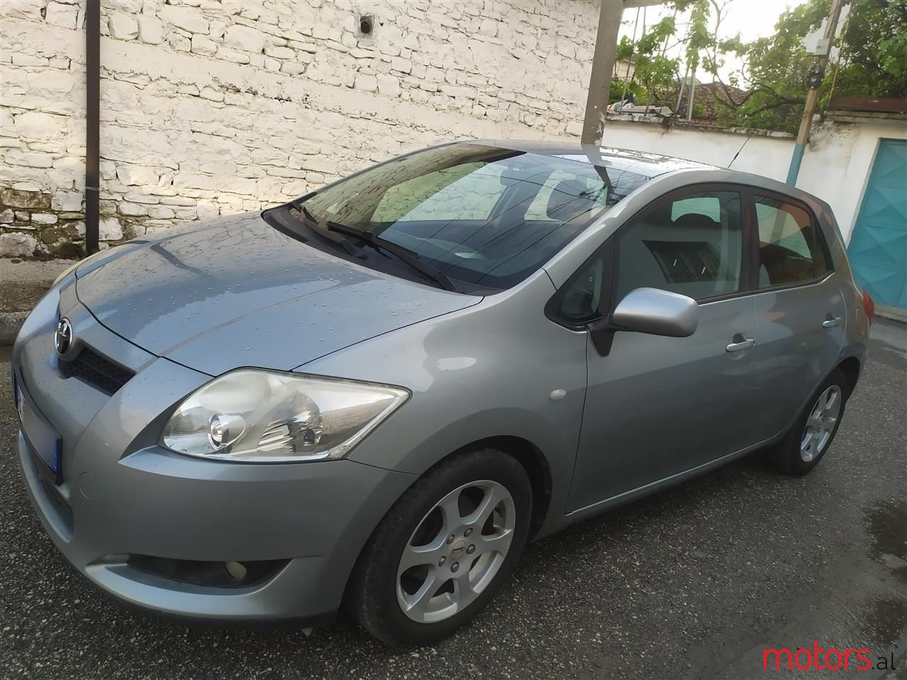 2009' Toyota Auris photo #3