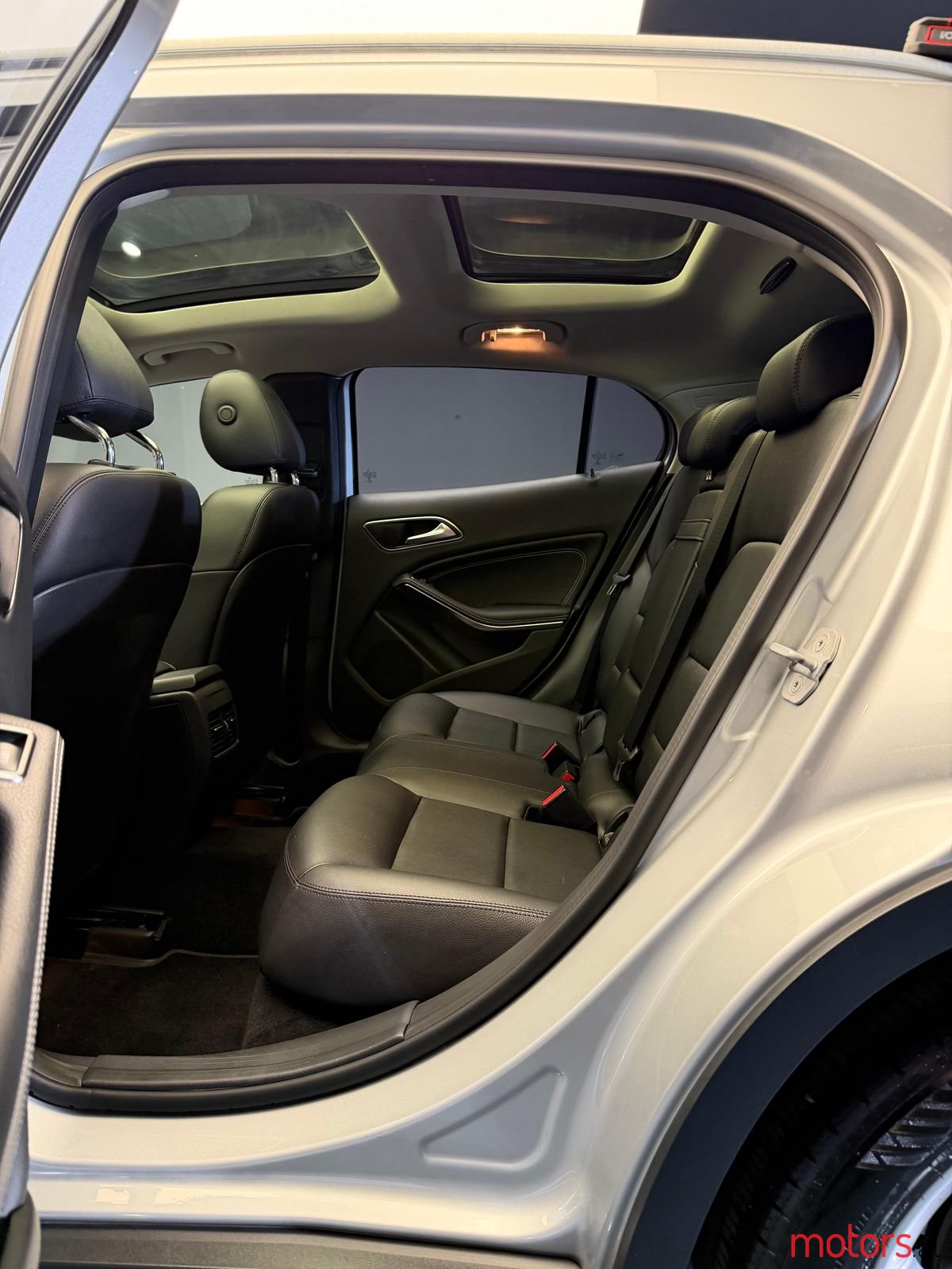 2015' Mercedes-Benz GLA 200 photo #4