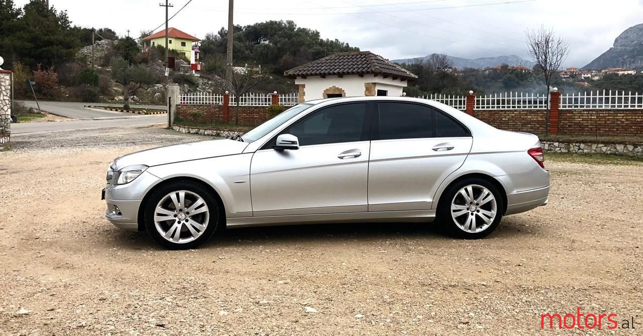 2010' Mercedes-Benz C 300 photo #4