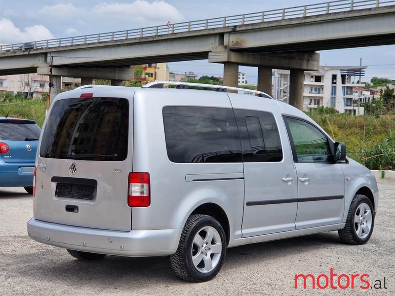 2010' Volkswagen Caddy photo #4