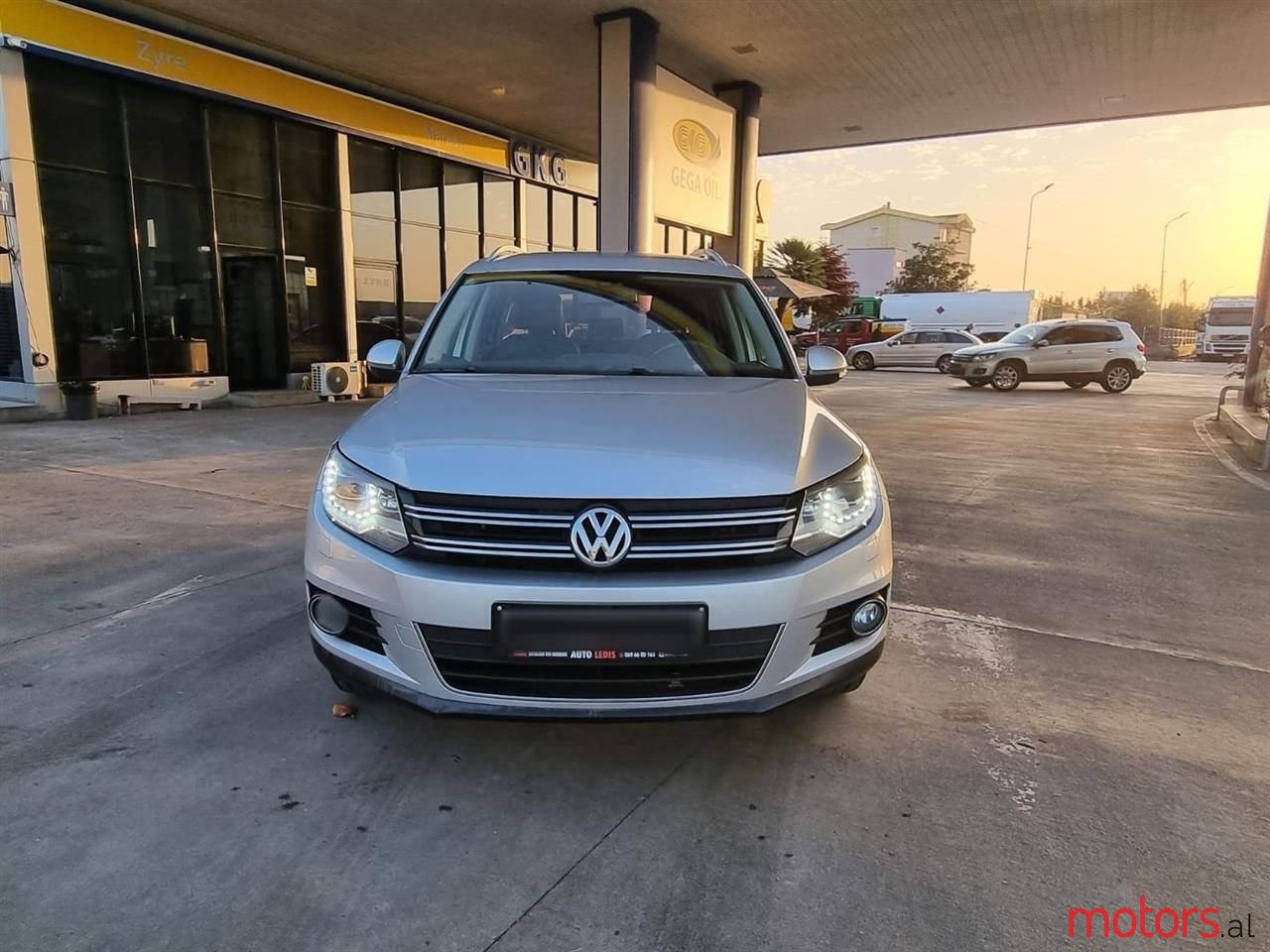 2013' Volkswagen Tiguan photo #1