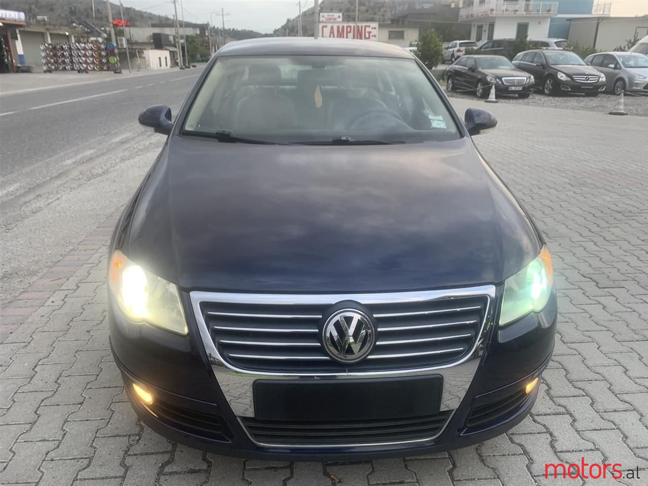 2007' Volkswagen Passat photo #6