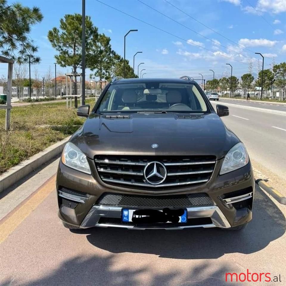 2012' Mercedes-Benz ML 350 photo #1