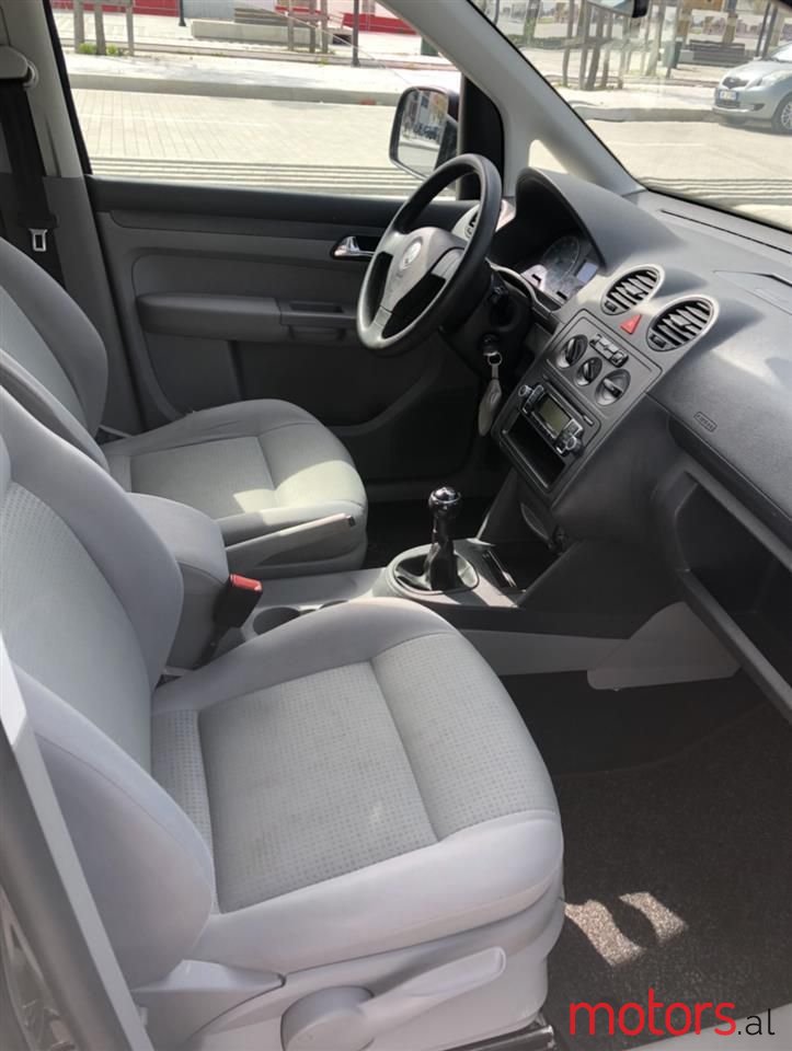 2007' Volkswagen Caddy photo #5