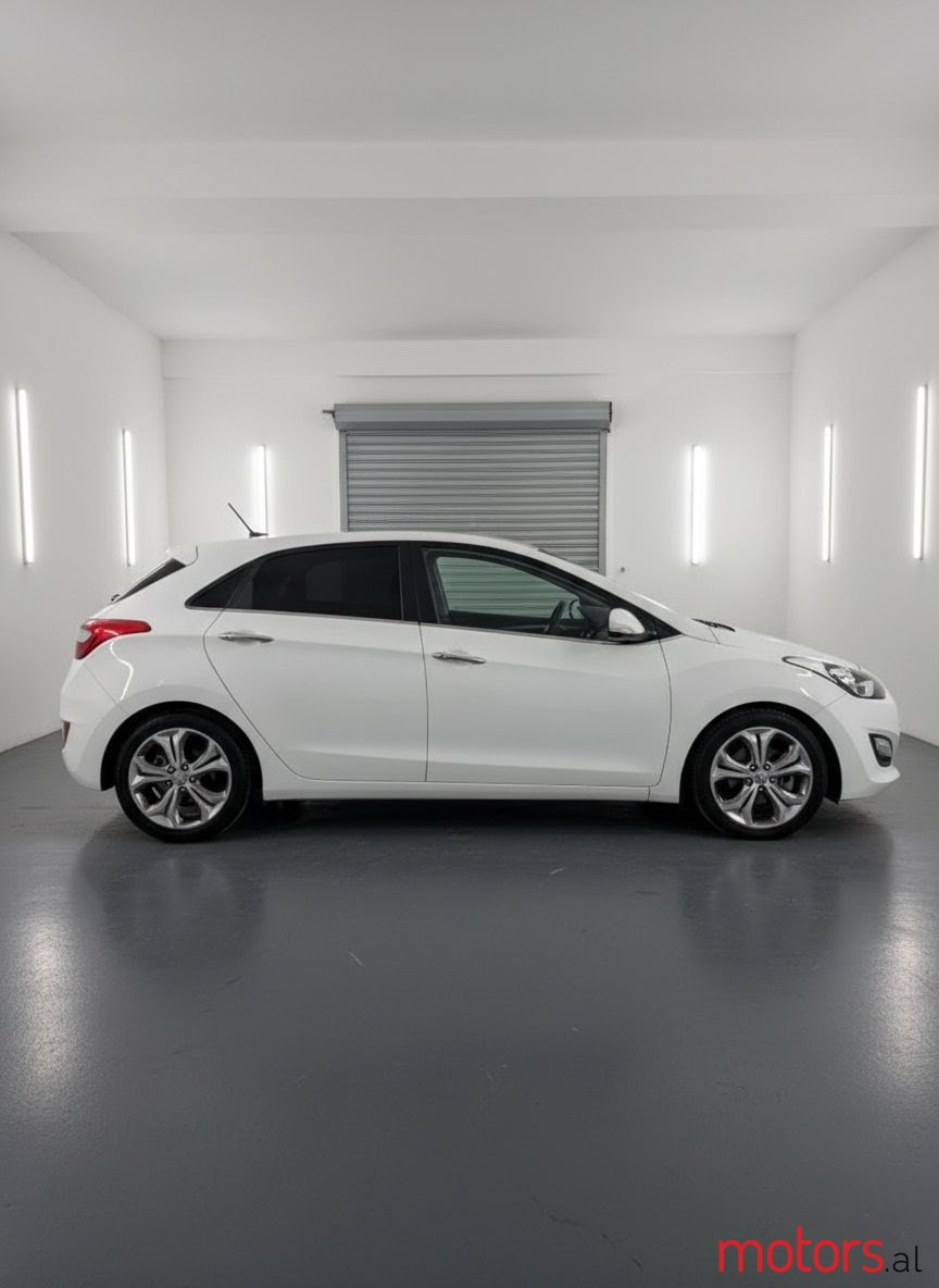 2012' Hyundai i30 photo #2