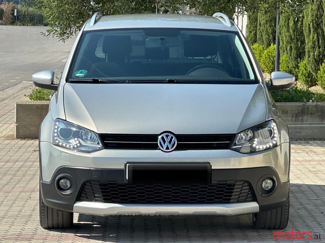 2012' Volkswagen Polo photo #5