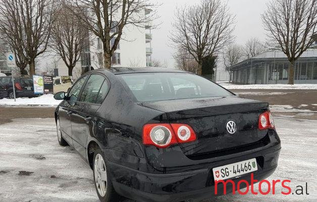 2006' Volkswagen Passat photo #1