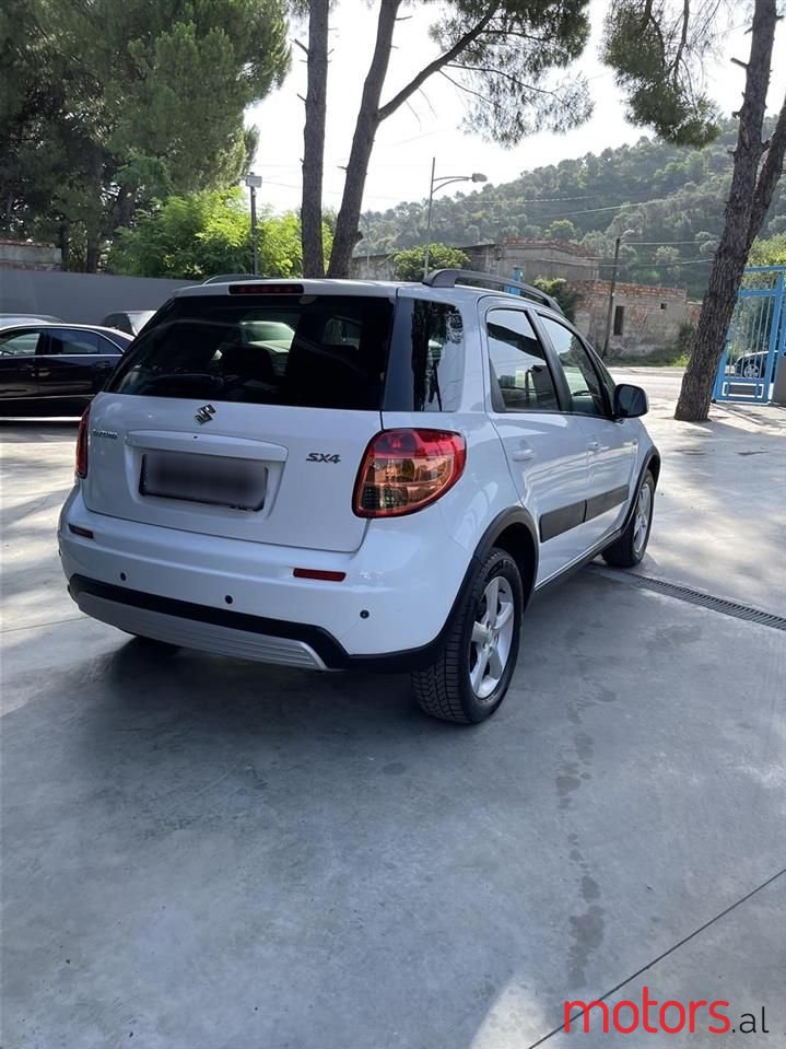 2008' Suzuki SX4 photo #4