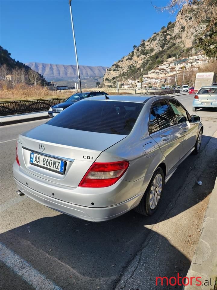 2011' Mercedes-Benz C 220 photo #6