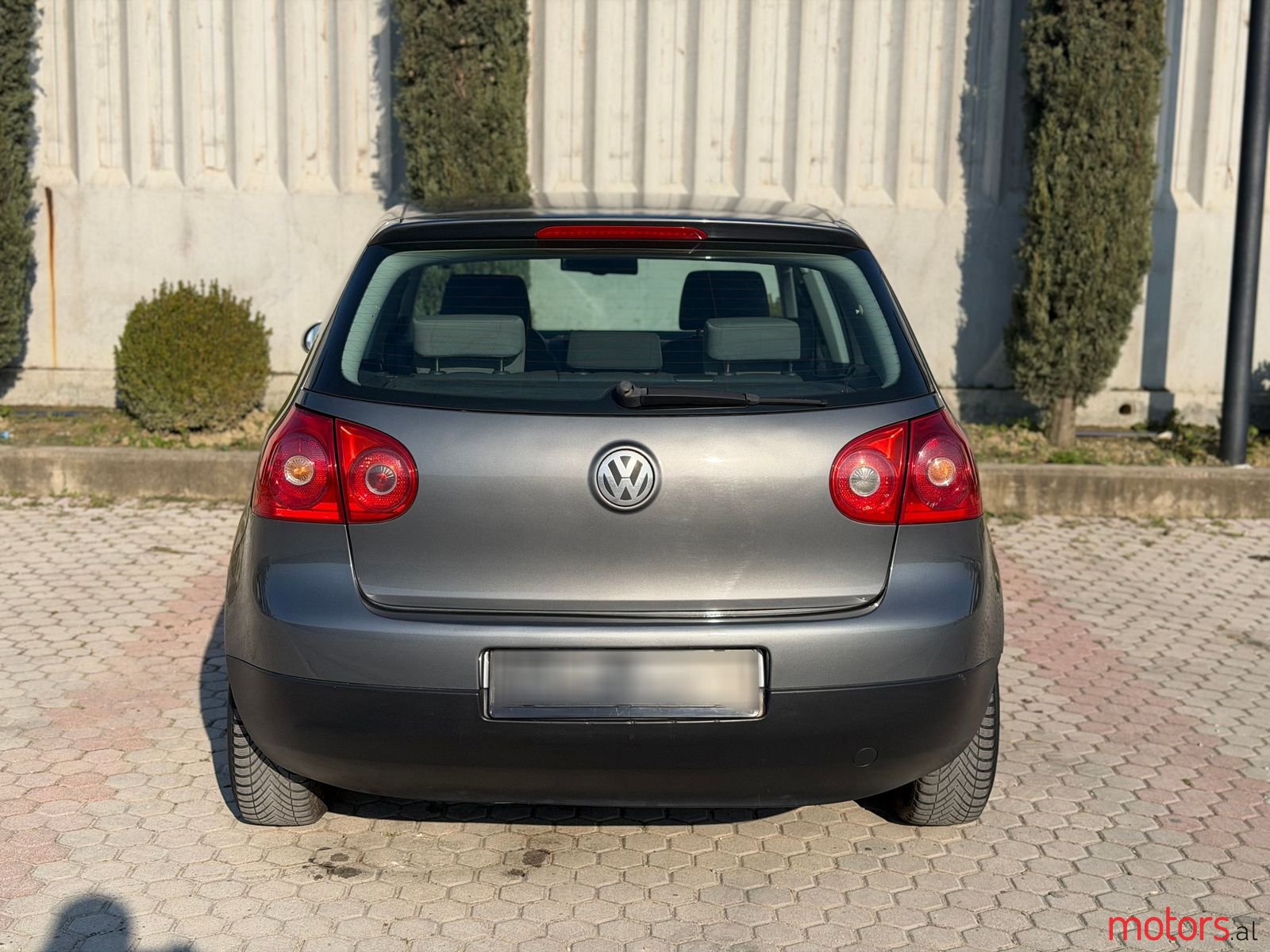 2005' Volkswagen Golf photo #6