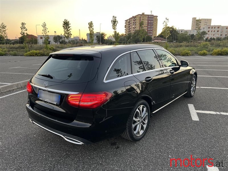 2015' Mercedes-Benz C 220 photo #4