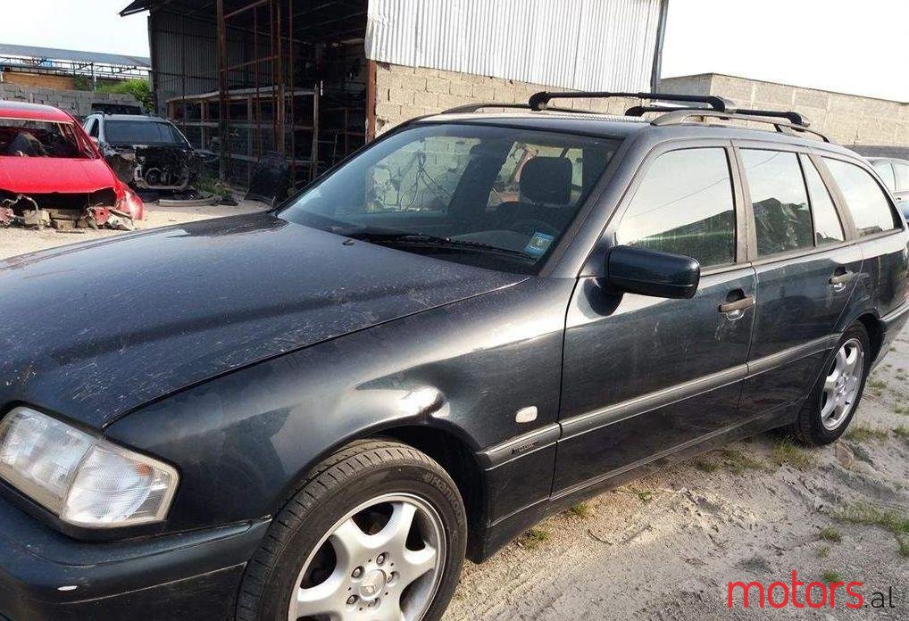 1999' Mercedes-Benz C 220 photo #1